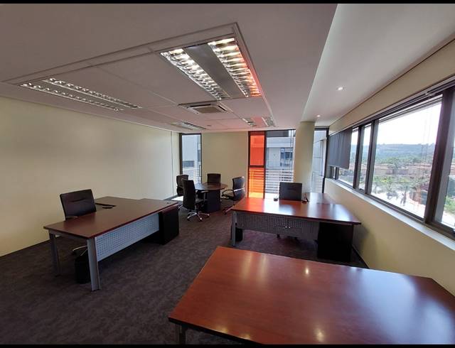 522M² OFFICE TO LET IN BEDFORDVIEW